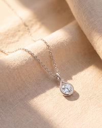 Mayfair White Sapphire Twist Pendant Necklace - Image 4