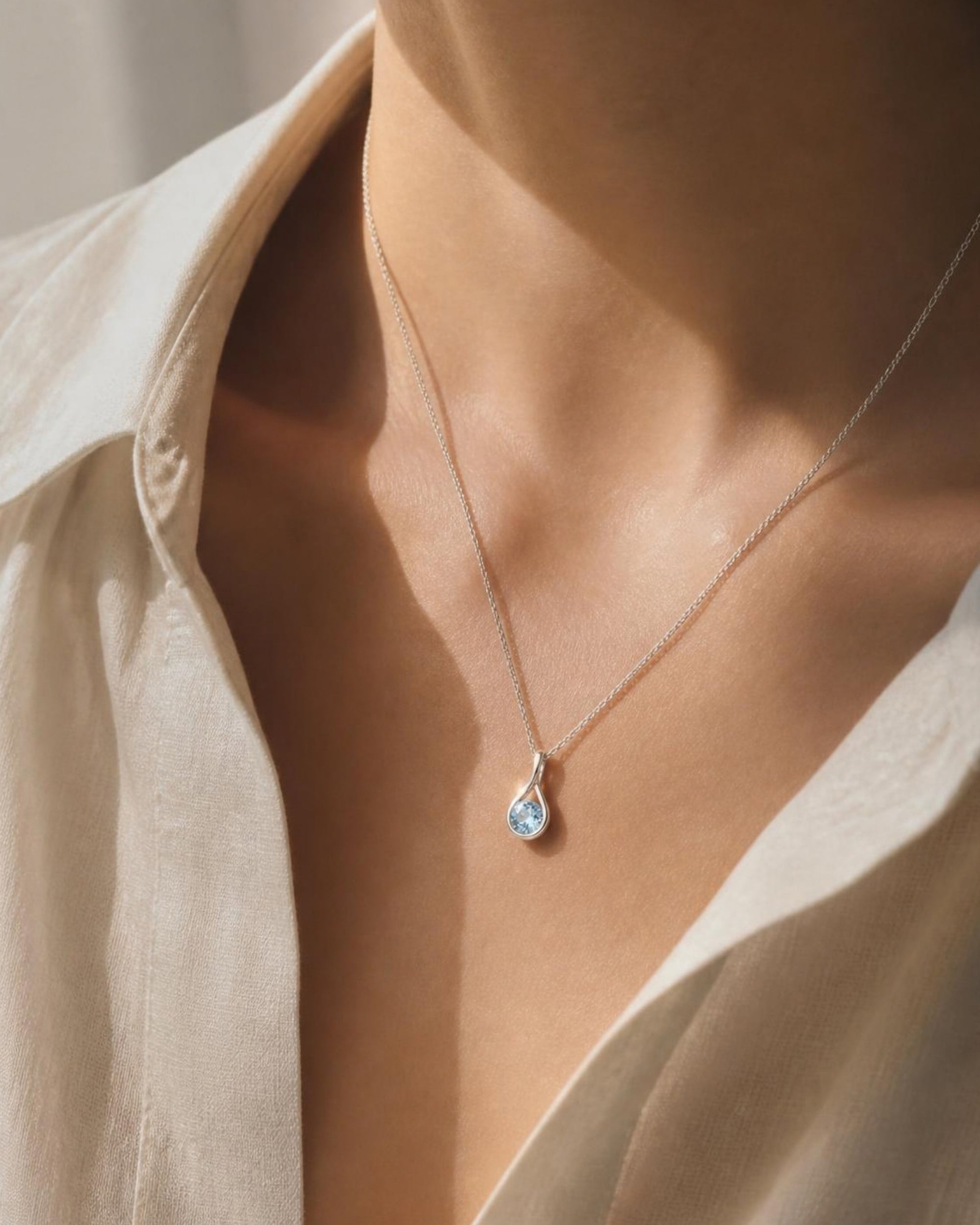 Mayfair Aquamarine Twist Pendant
