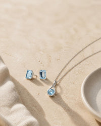 Mayfair Aquamarine Twist Pendant