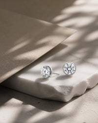 Paris Seine White Sapphire Rope Stud Earrings - Image 6