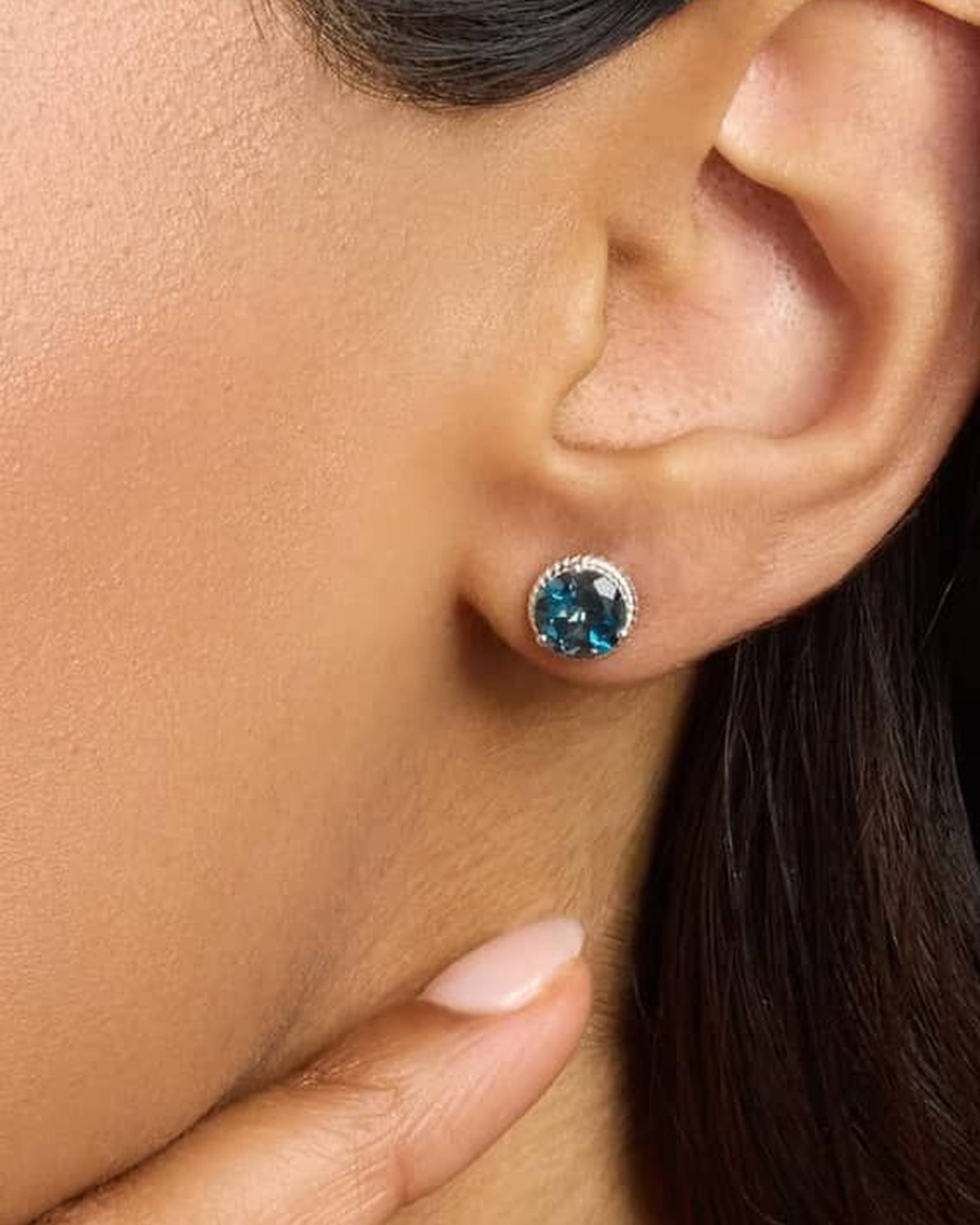 Paris Seine London Blue Topaz Rope Stud Earrings - Image 3