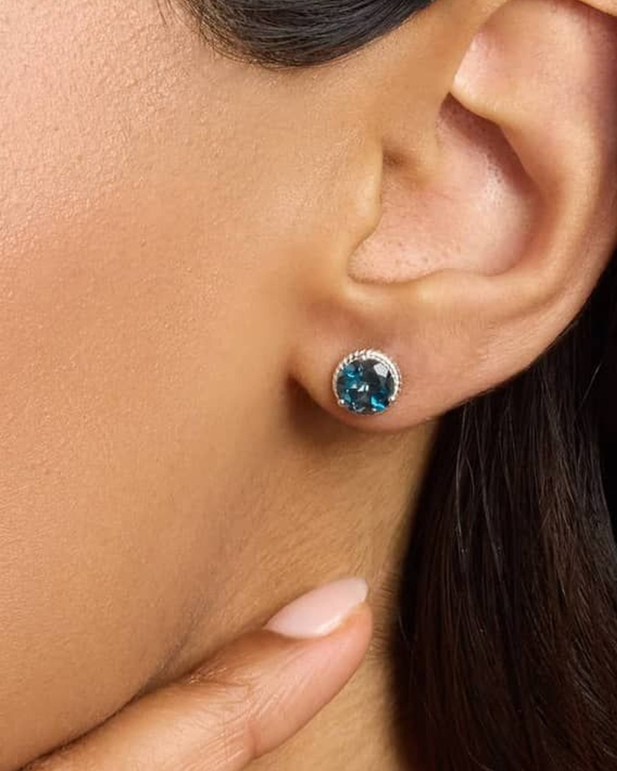 Paris Seine London Blue Topaz Rope Stud Earrings - Image 2