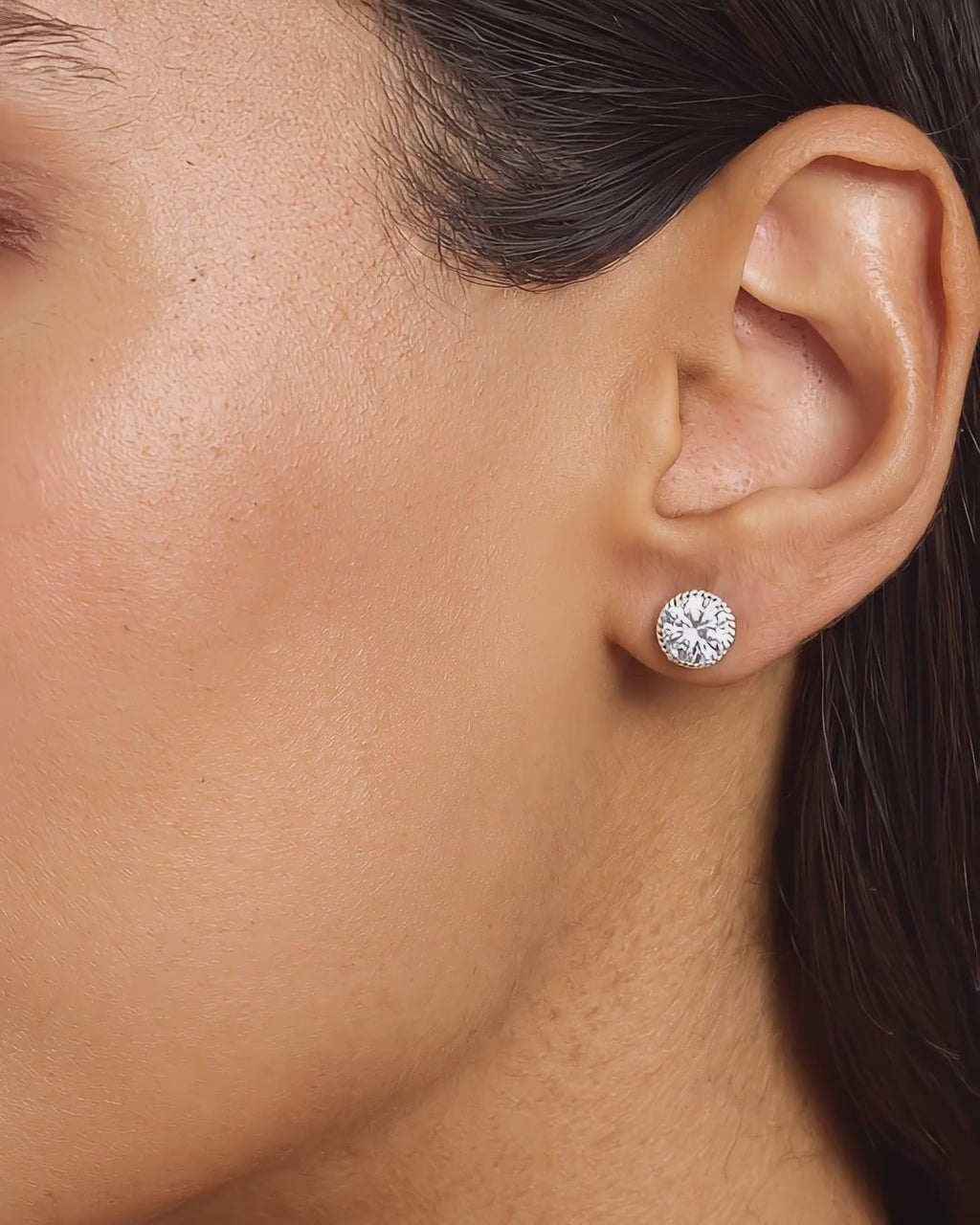 Paris Seine White Sapphire Rope Stud Earrings - Video
