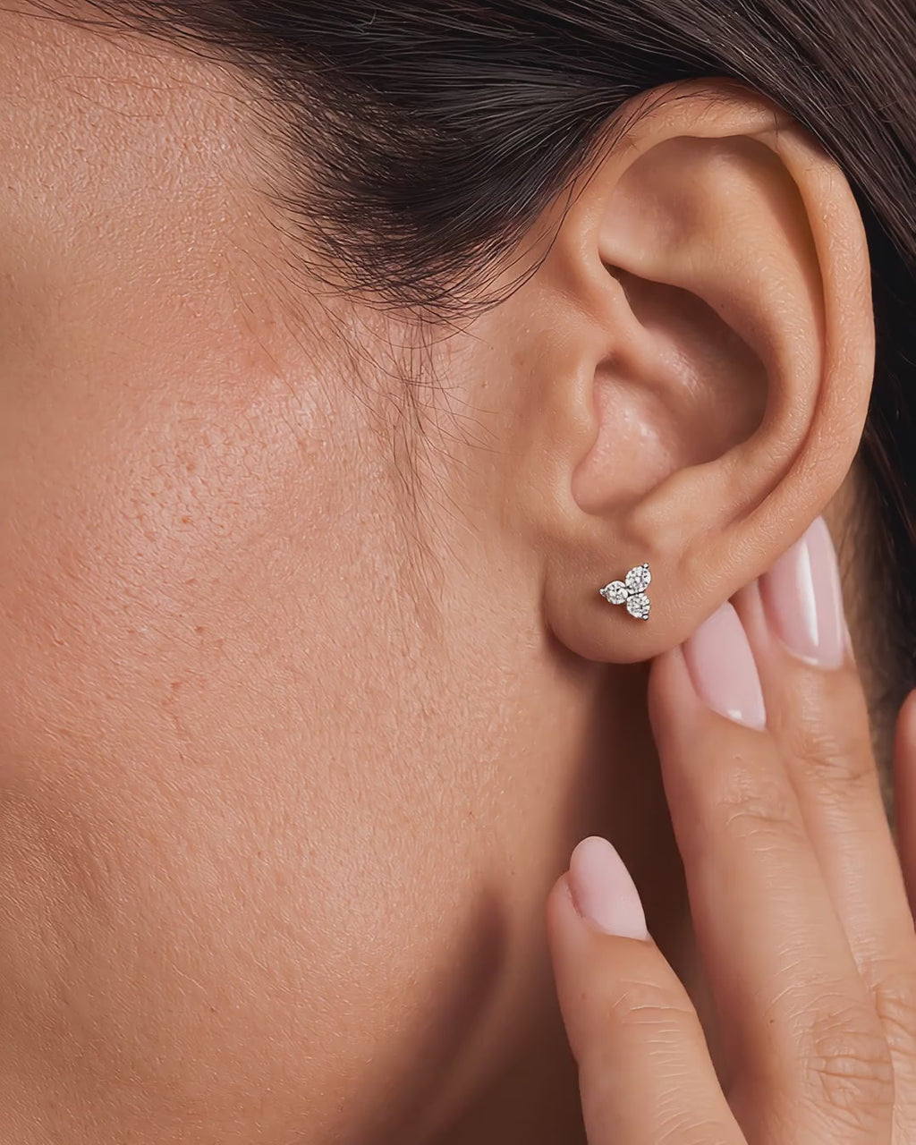 Tokyo White Sapphire Stud Earrings - Video