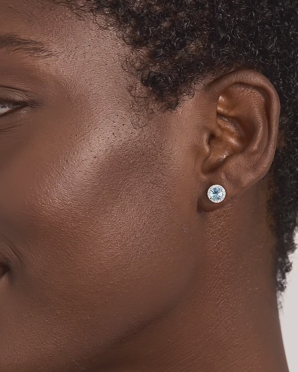 Marrakesh Round Aquamarine Micropavé Stud Earrings - Video